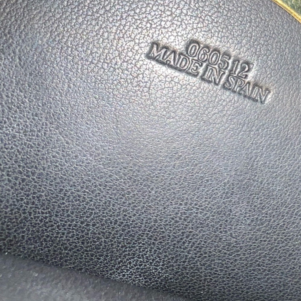 Loewe Rare Fringe Suede Coin Purse Beige/Tan - Picture 5 of 10